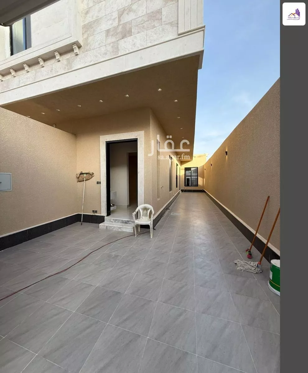 6 bedroom apartment in Al Janadriyah 2