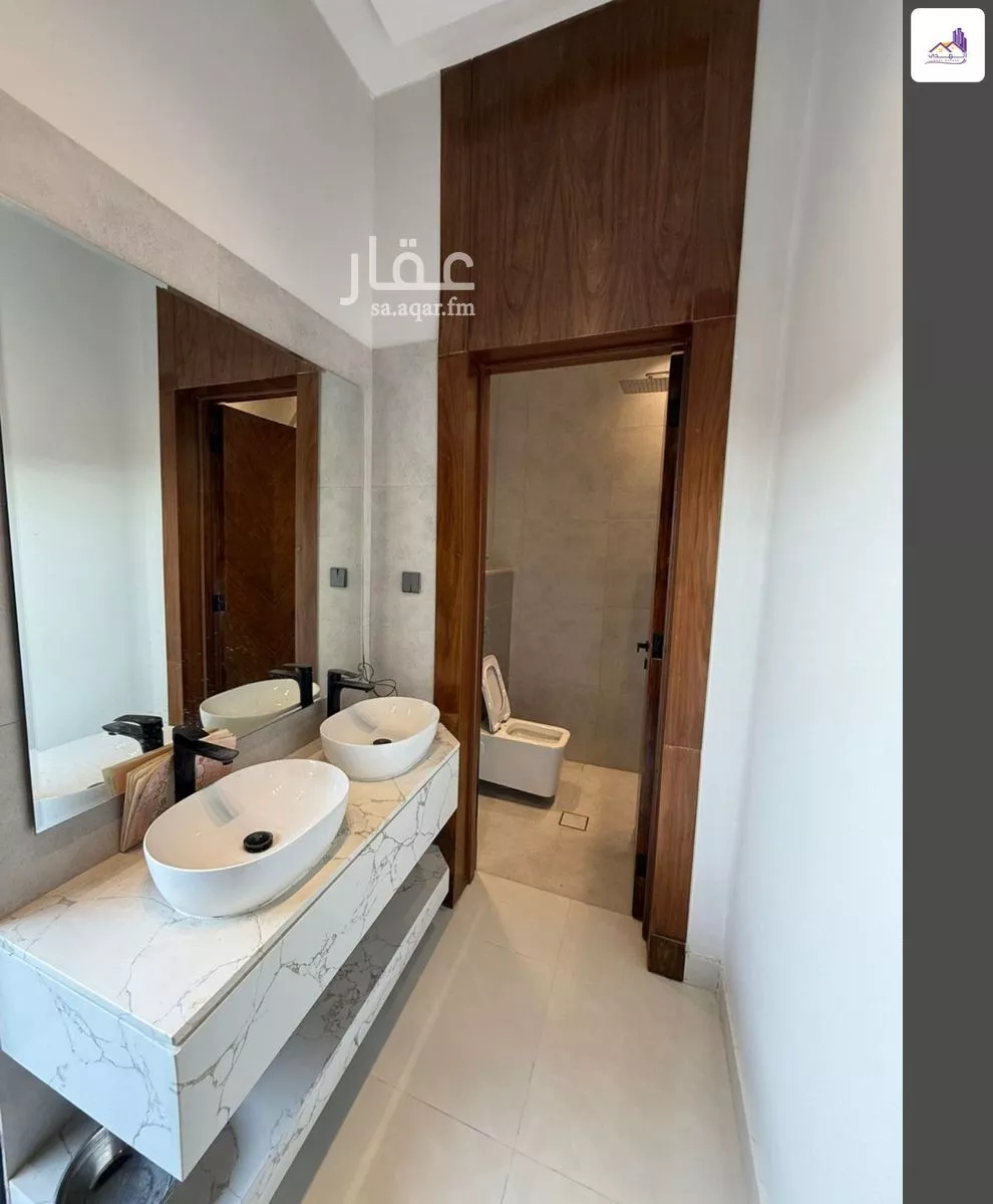 6 bedroom apartment in Al Janadriyah 8