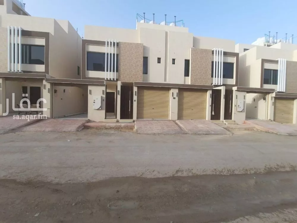 5 bedroom floor in Badr 2