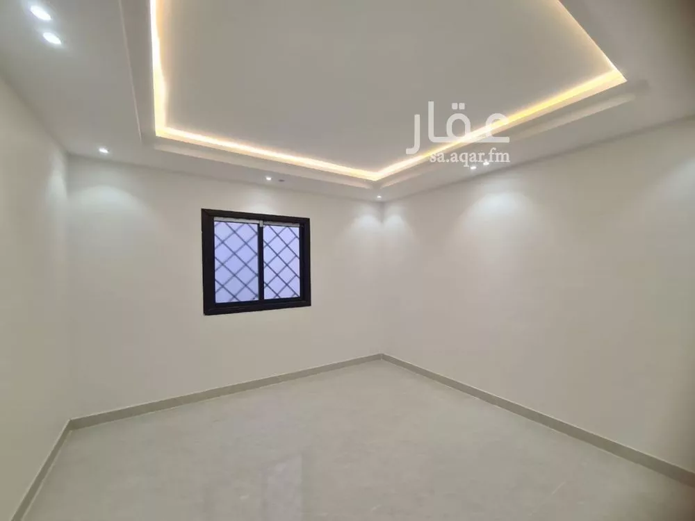 5 bedroom floor in Badr 8