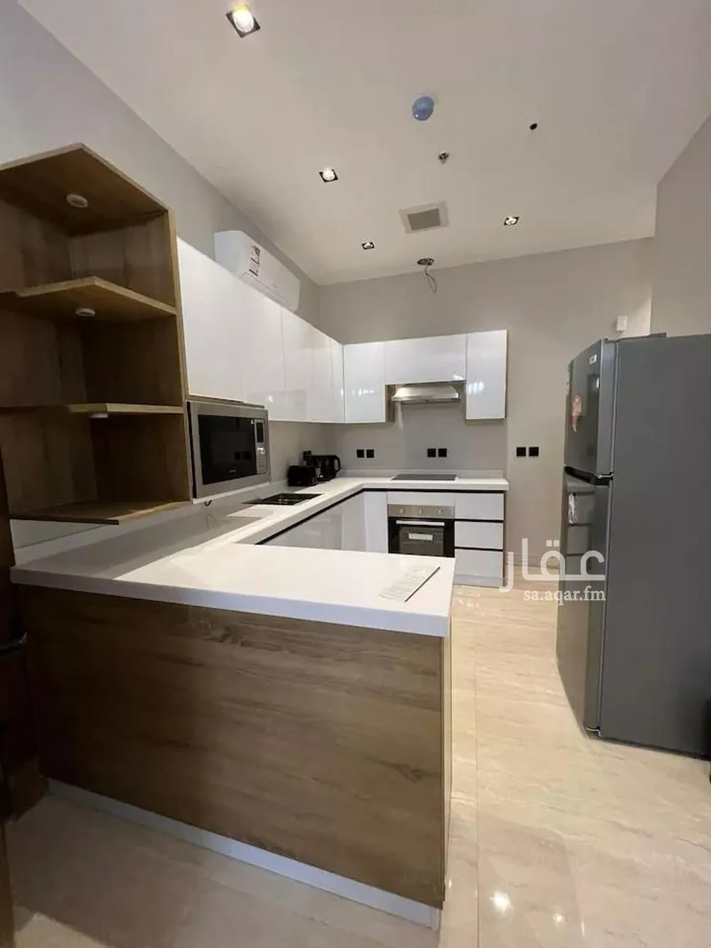 شقة 2 غرف في الملقا 3
