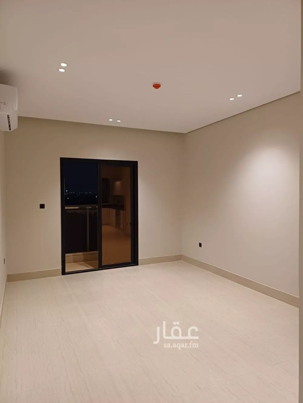 شقة 3 غرف في الرمال 8