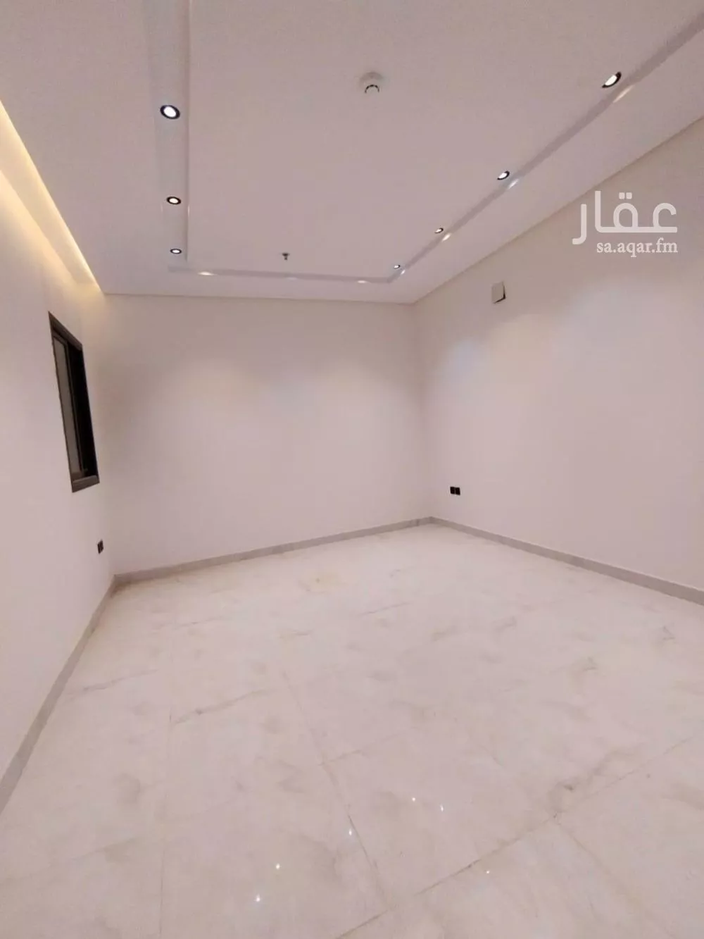 4 bedroom apartment in Al Rimal 8