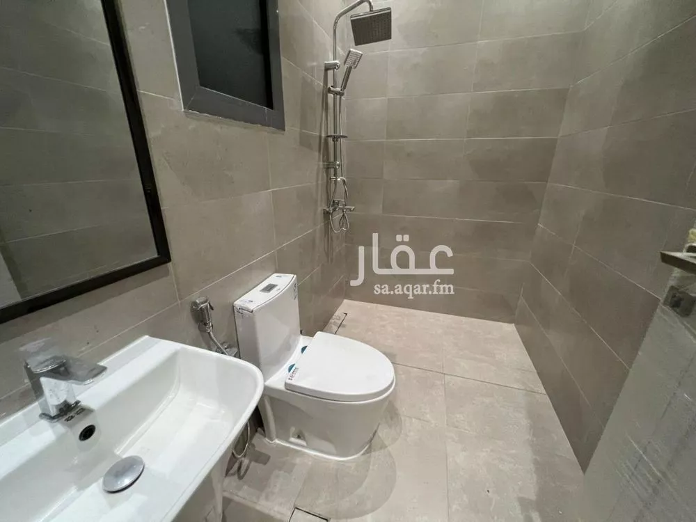 4 bedroom apartment in Al Yarmouk, Riyadh 7