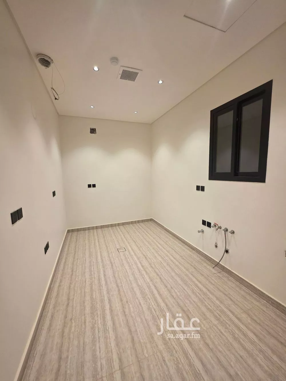 شقة 4 غرف في ظهرة نمار 16