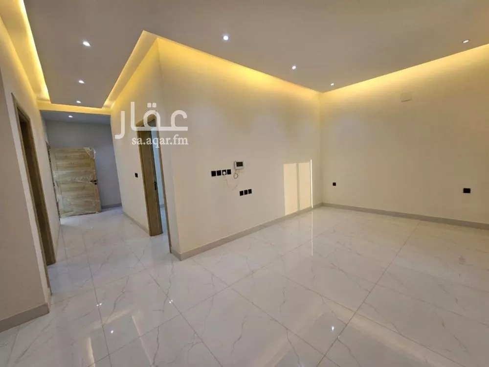 3 bedroom floor in Dhahrat Al Badiah 5