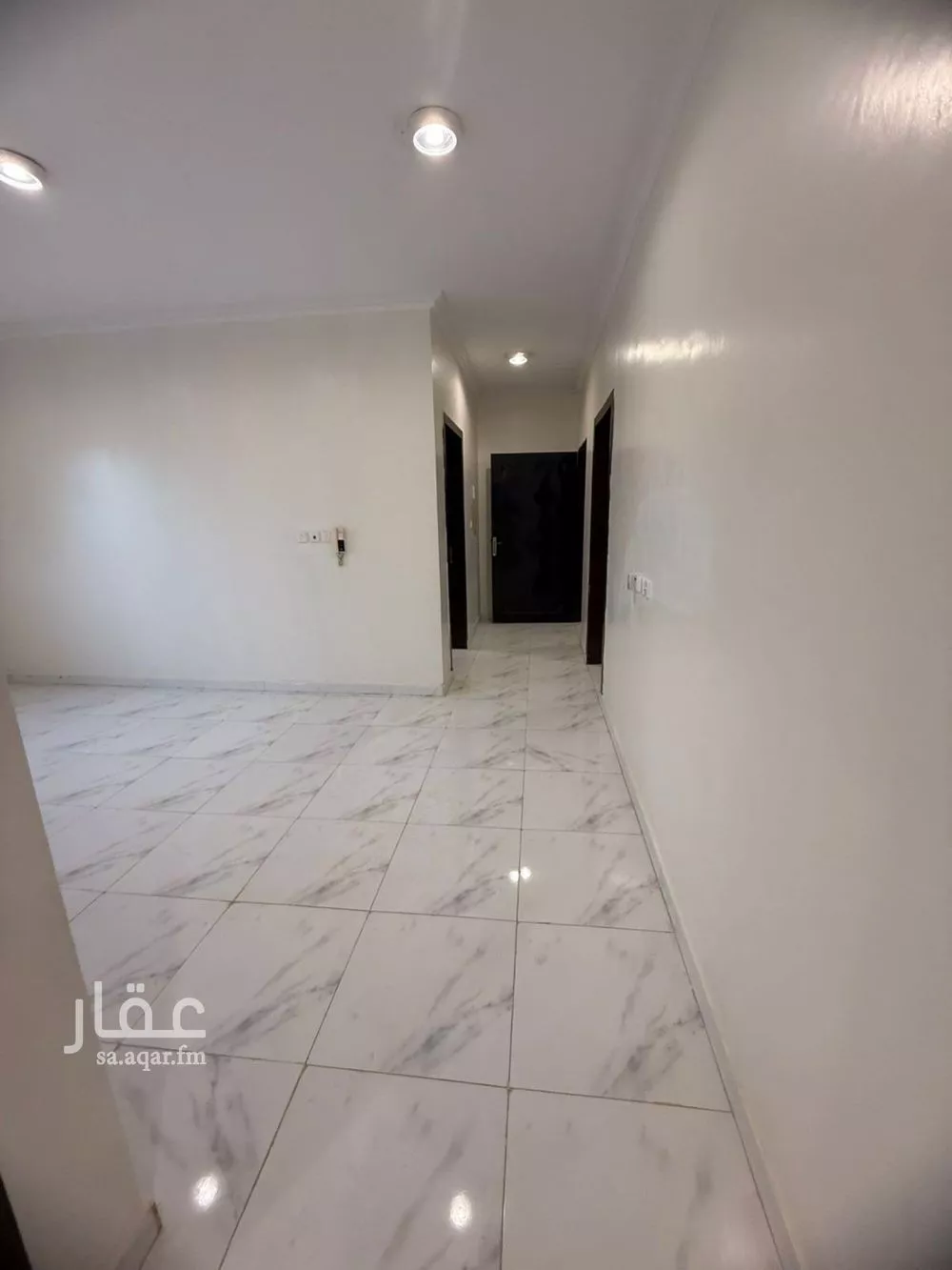 شقة 2 غرف في الرمال 3