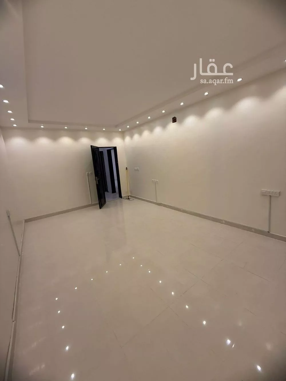 شقة 2 غرف في الرمال 7
