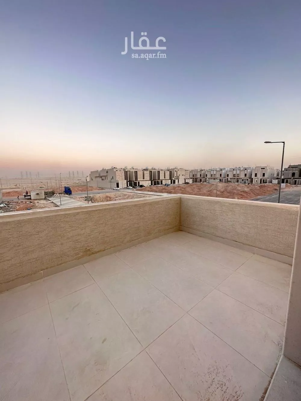 دور 4 غرف في الشرق 7