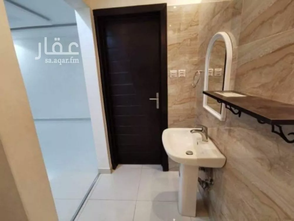 4 bedroom apartment in Dhahrat Laban 3