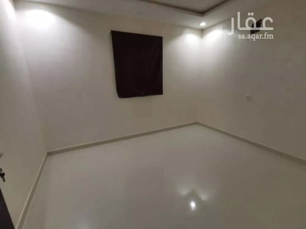 4 bedroom apartment in Dhahrat Laban 6