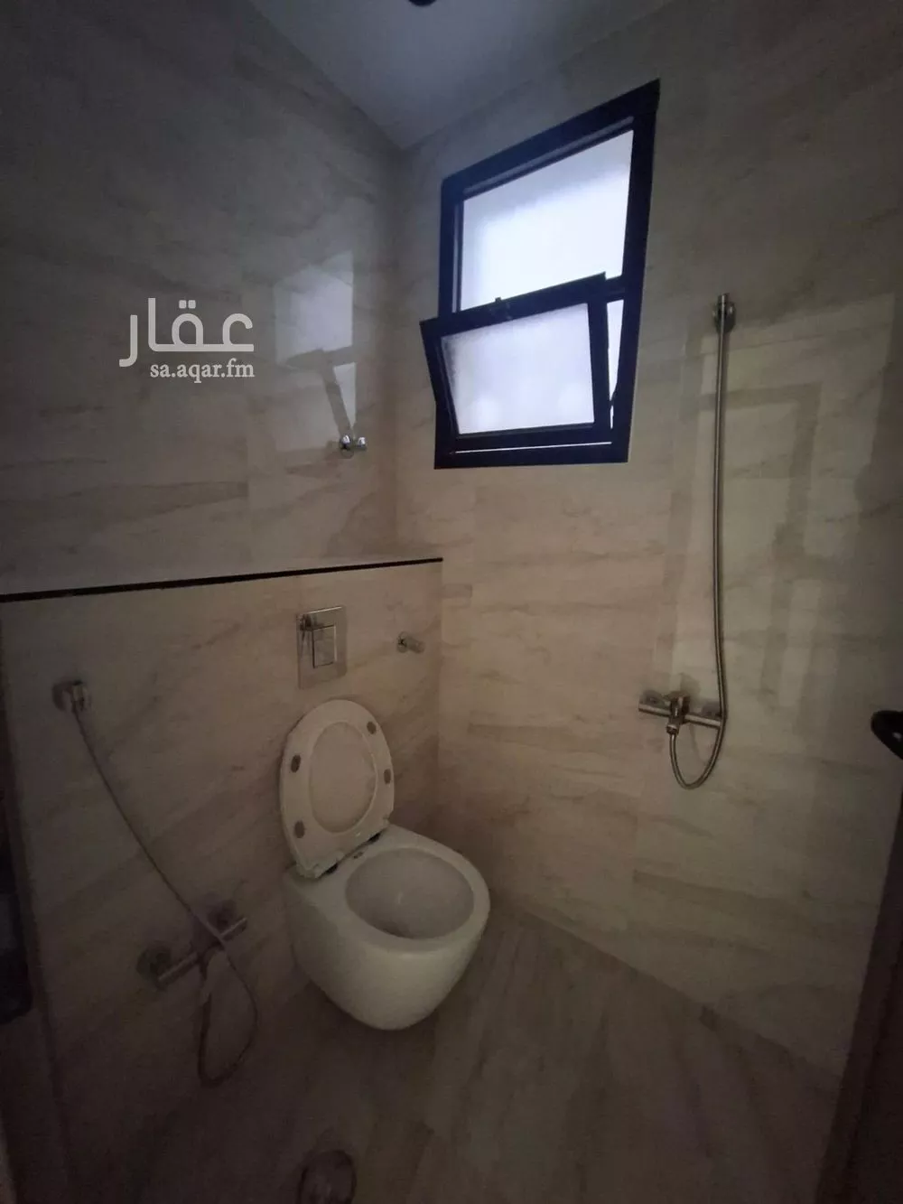 شقة 5 غرف في بدر 8