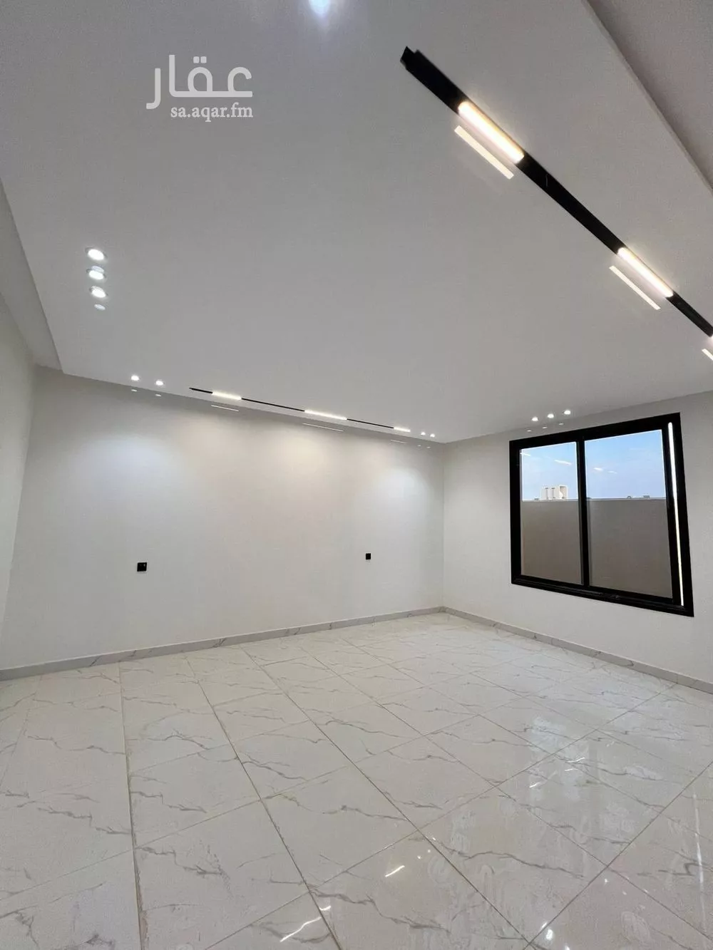 5 bedroom floor in Al Janadriyah 11