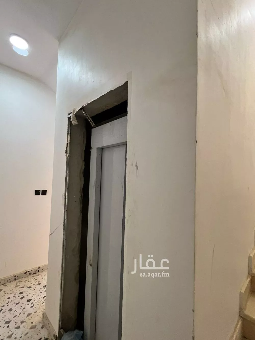 5 bedroom floor in Al Janadriyah 4
