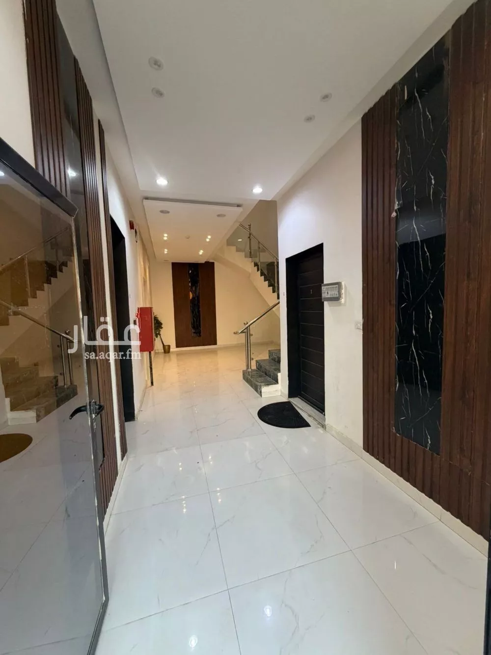 3 bedroom apartment in Al Hazm 7