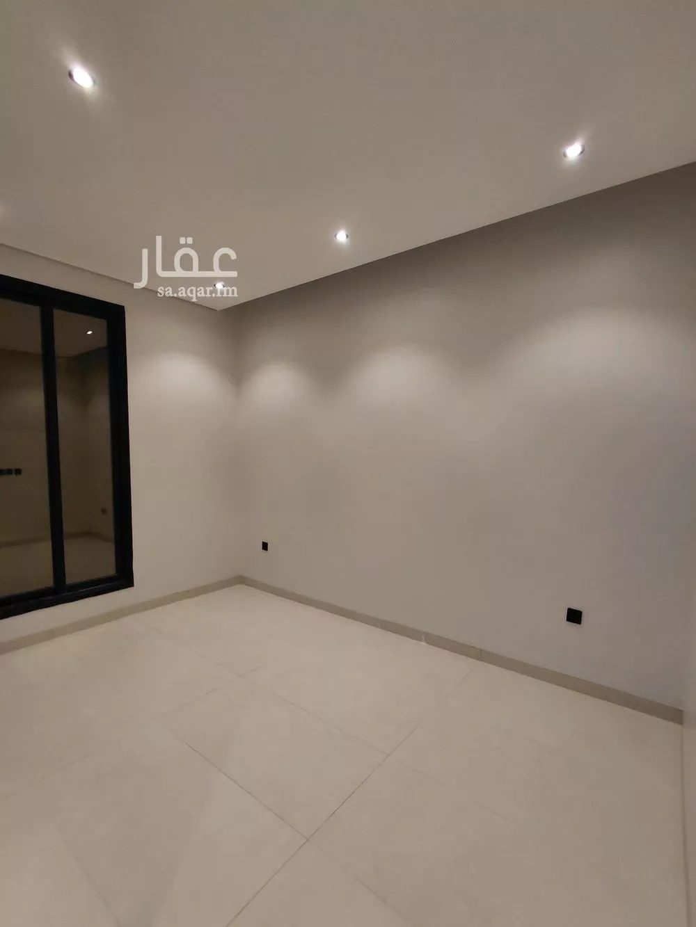 4 bedroom apartment in Al Yarmouk 12