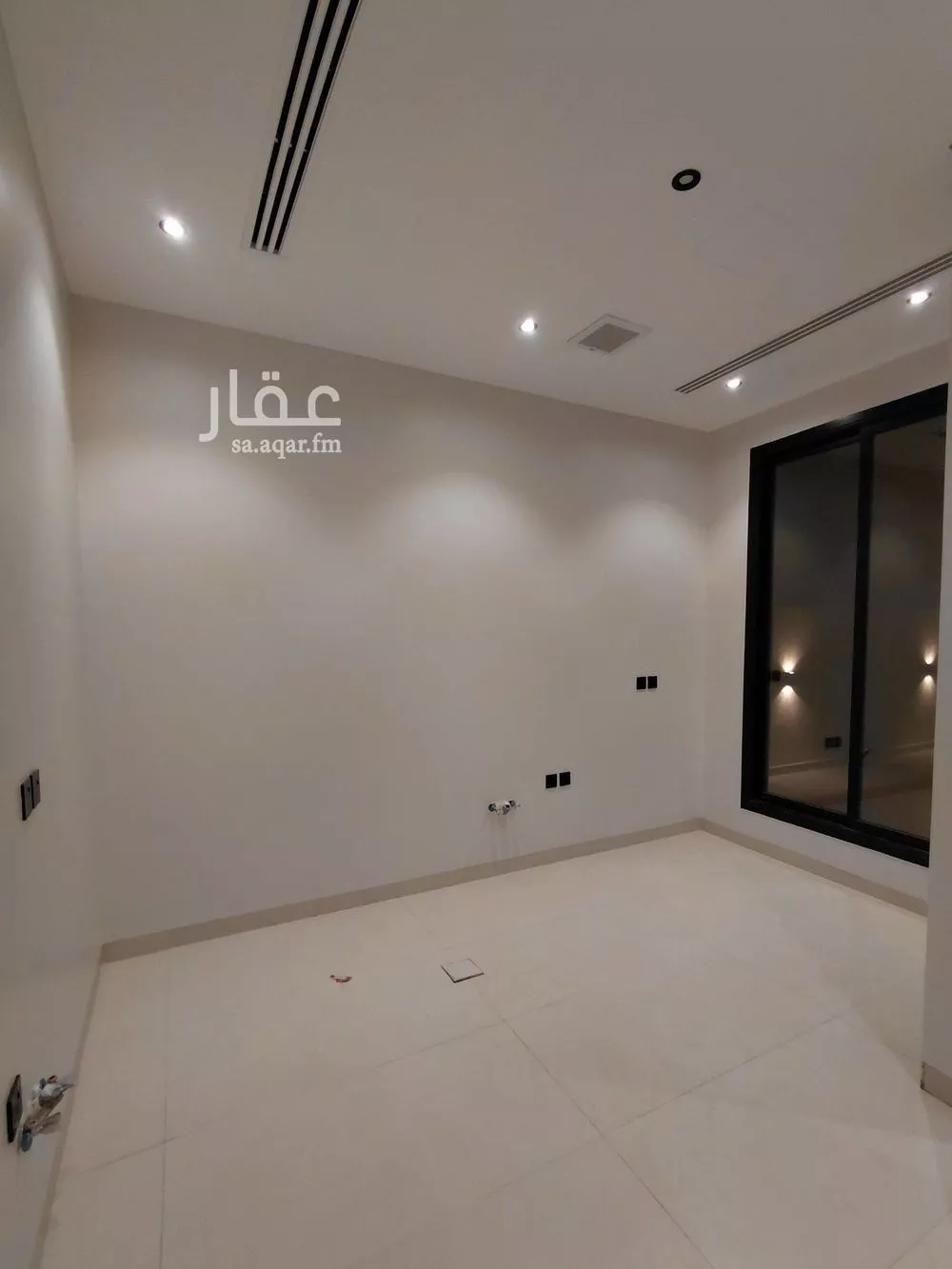 4 bedroom apartment in Al Yarmouk 14