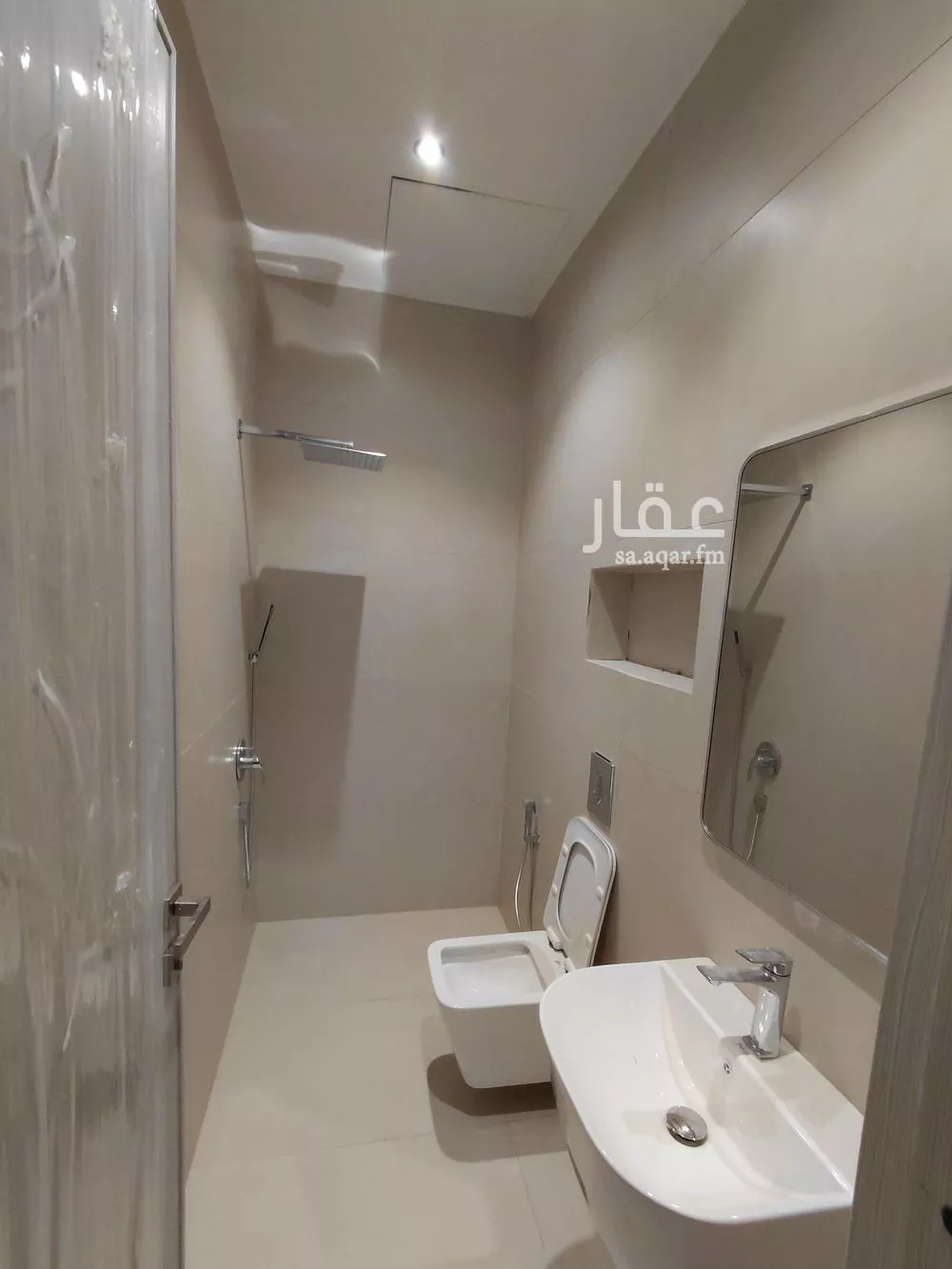 4 bedroom apartment in Al Yarmouk 17