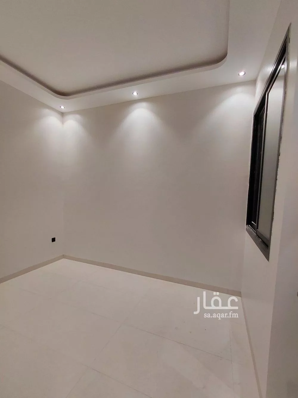 4 bedroom apartment in Al Yarmouk 6