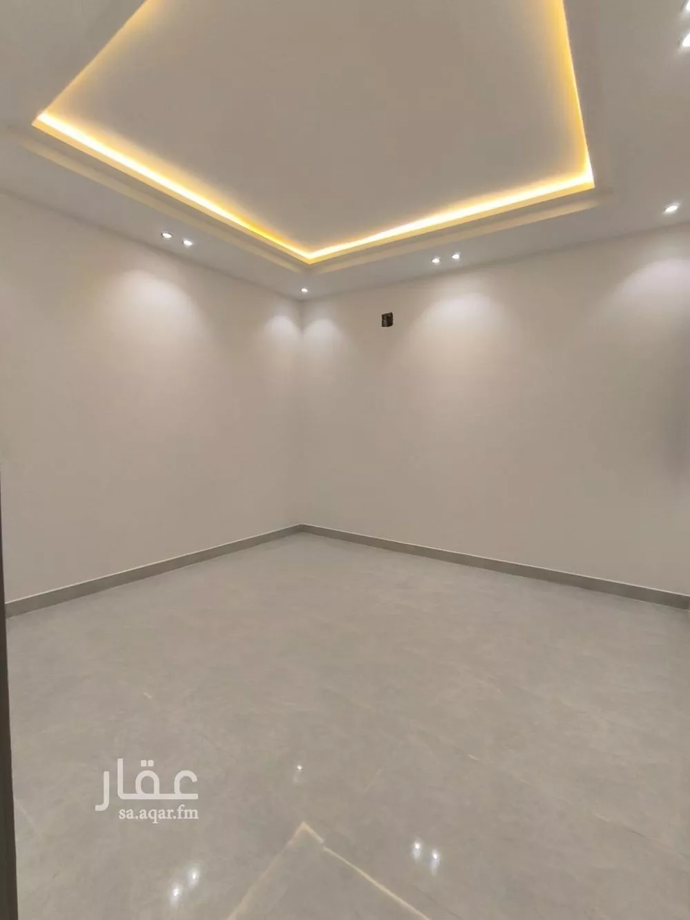 شقة 5 غرف في طيبة 16