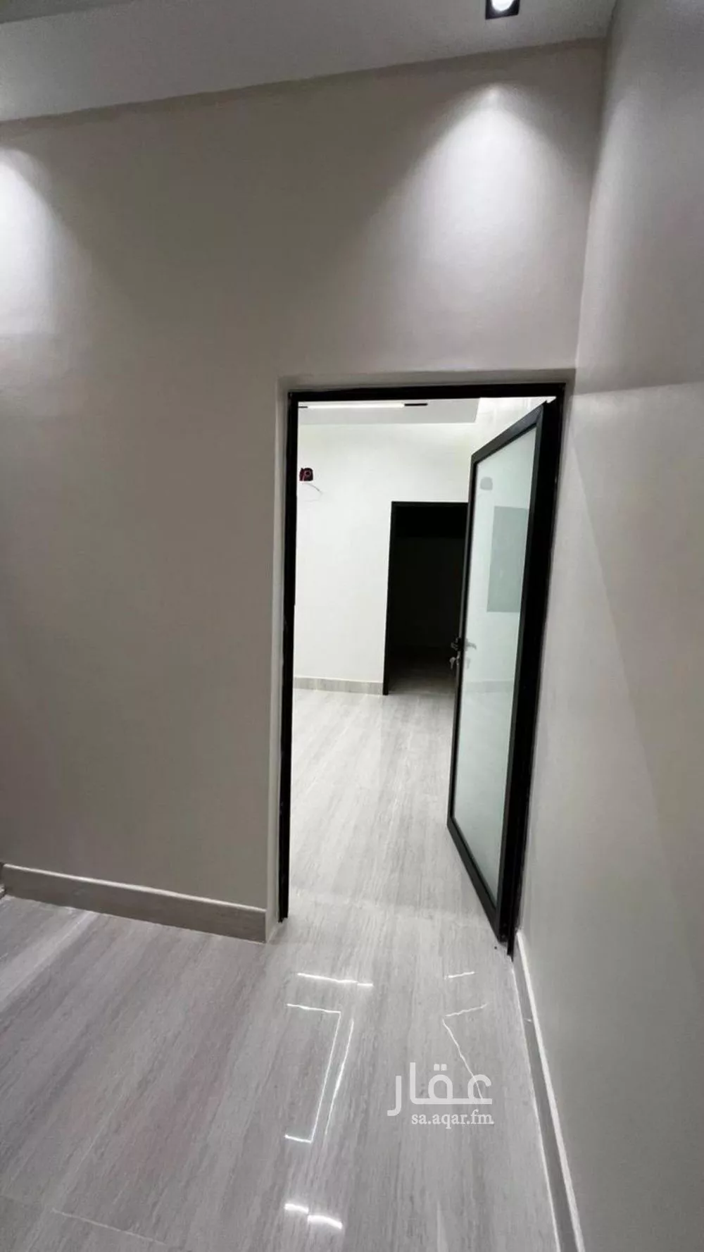 3 bedroom apartment in Al Hazm 5