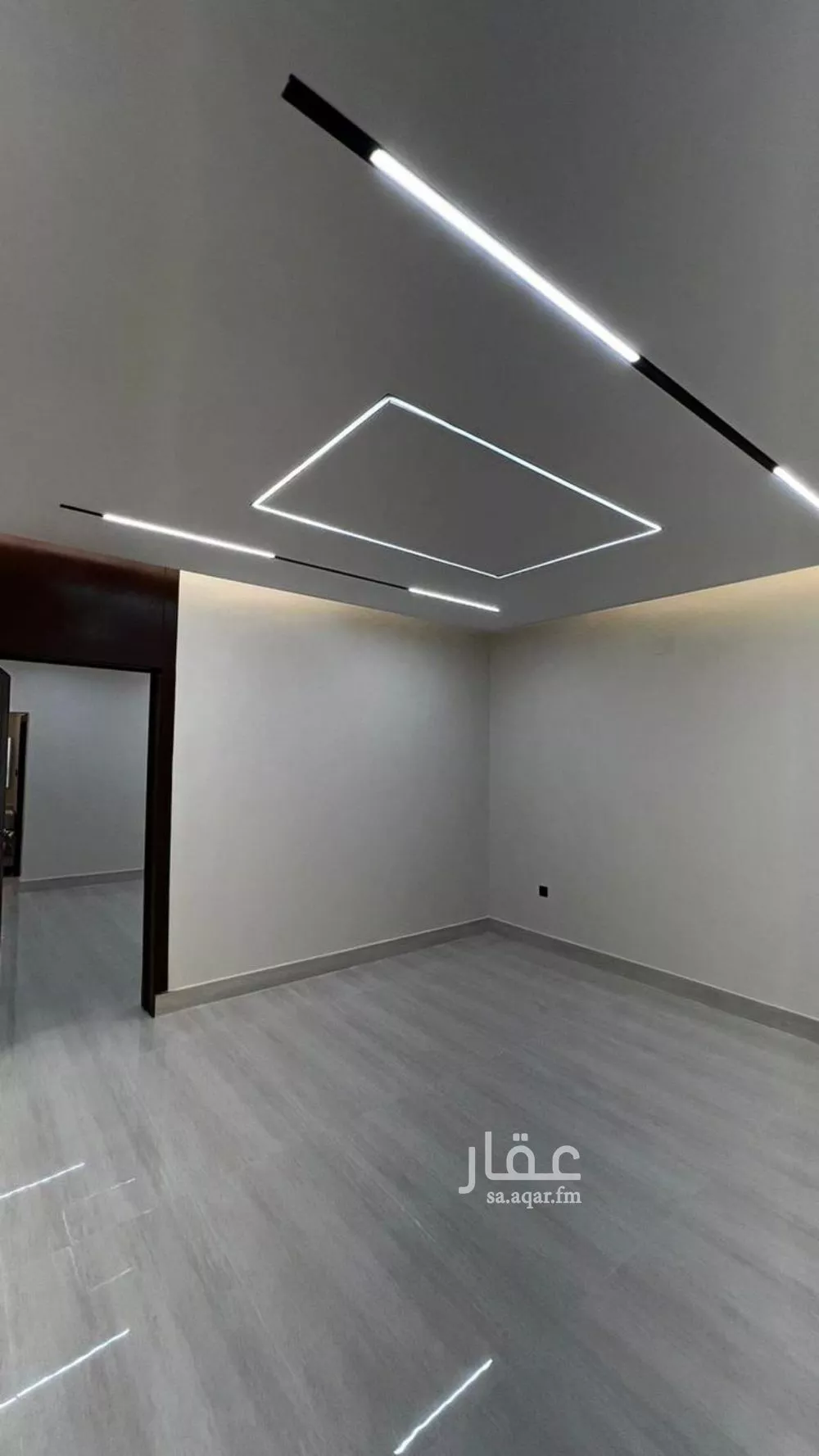 3 bedroom apartment in Al Hazm 9