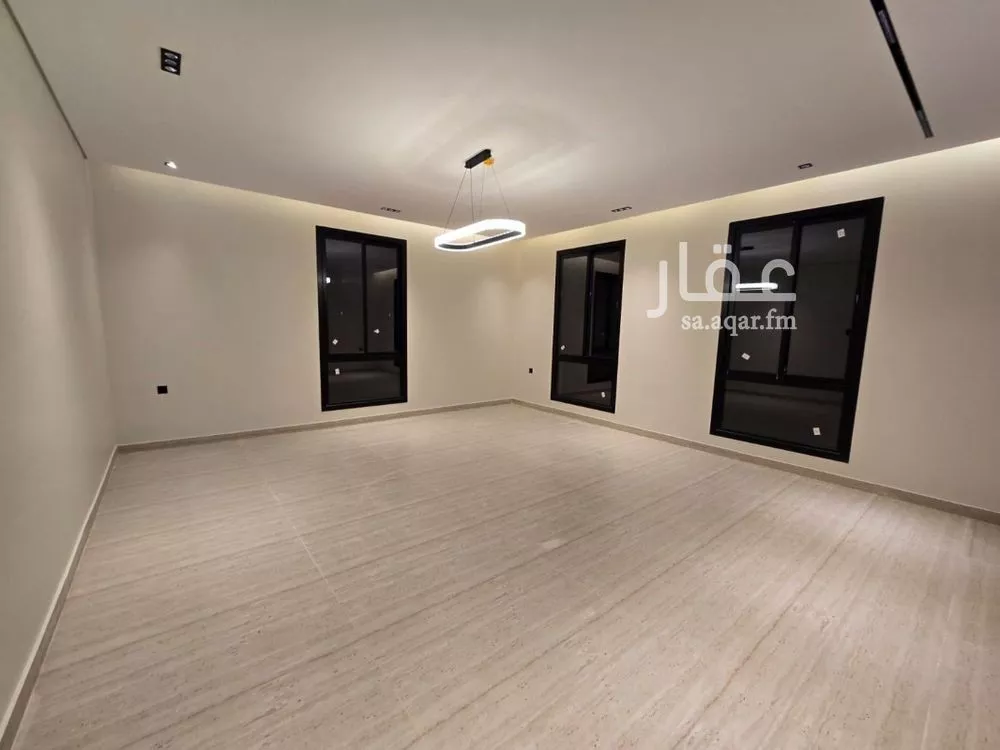 4 bedroom floor in Okaz 2
