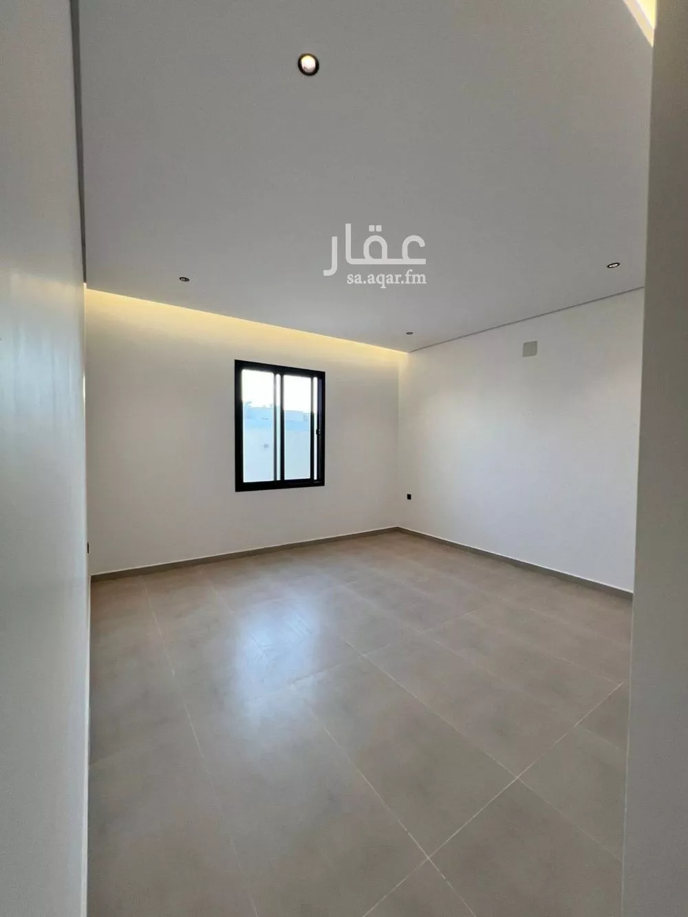 4 bedroom apartment in Al Hazm 6