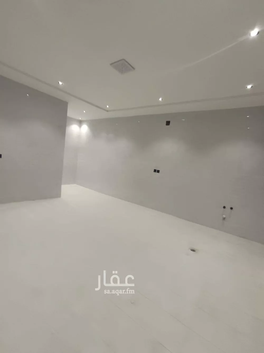 شقة 3 غرف في عكاظ 7