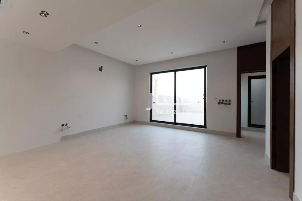 3 bedroom apartment in Al Wadi 4