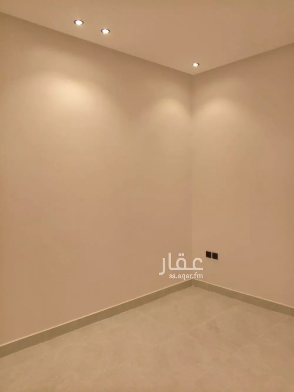3 bedroom floor in Al Rimal 4