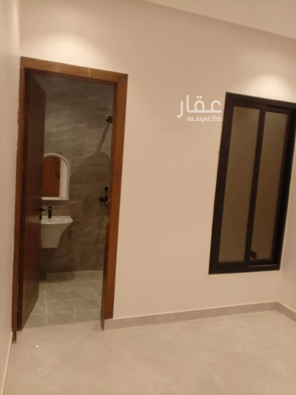 3 bedroom floor in Al Rimal 10
