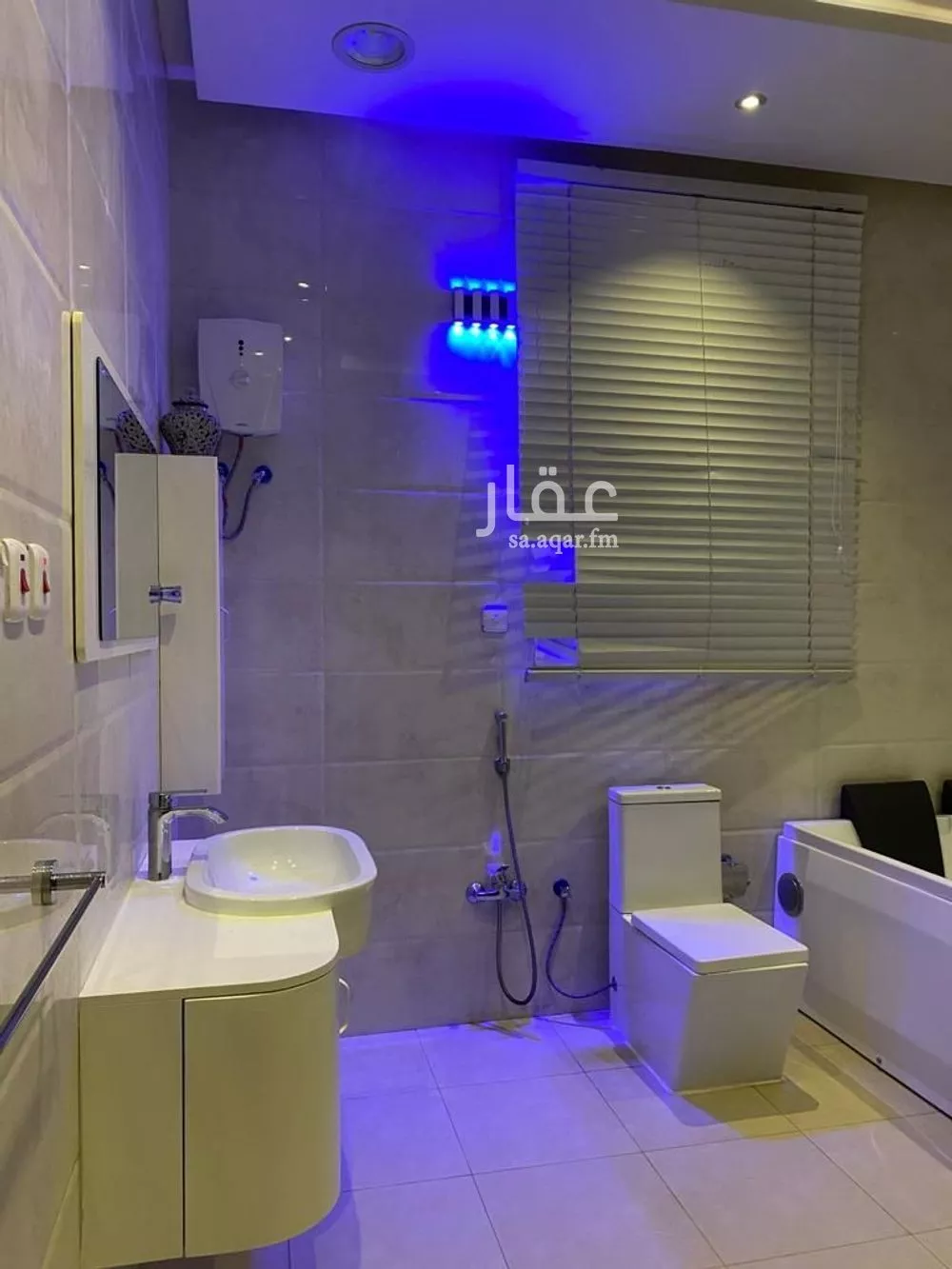 3 bedroom apartment in Al Yarmouk 18