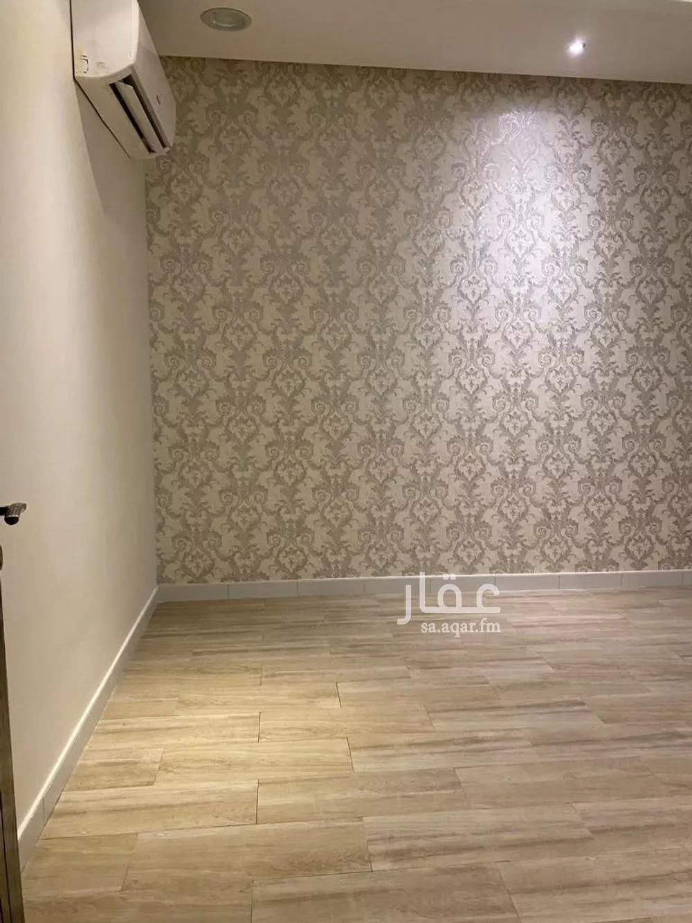 3 bedroom apartment in Al Yarmouk 5