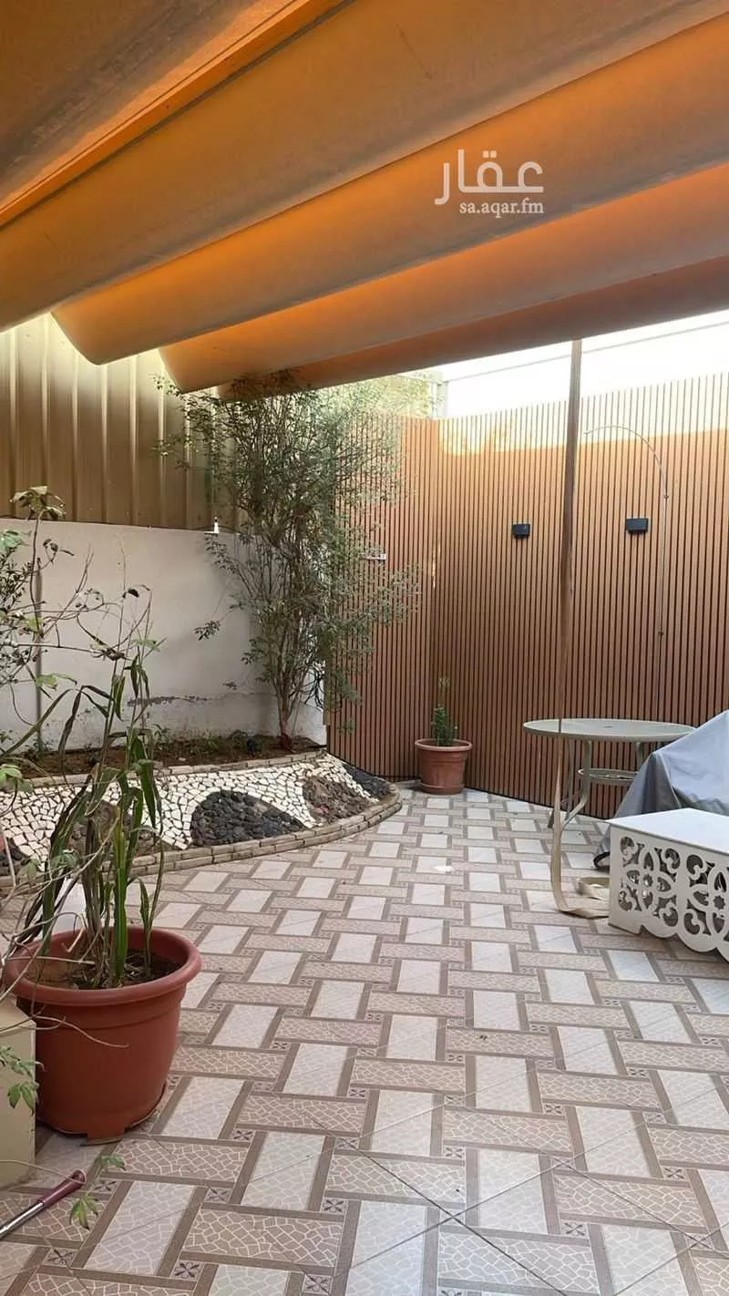 3 bedroom apartment in Dhahrat Laban 4