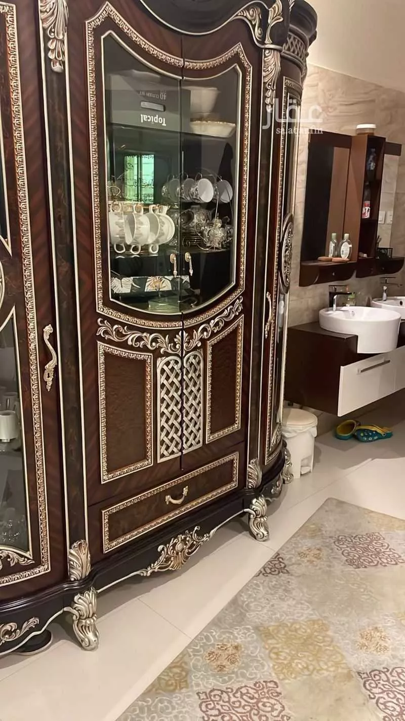 3 bedroom apartment in Dhahrat Laban 10