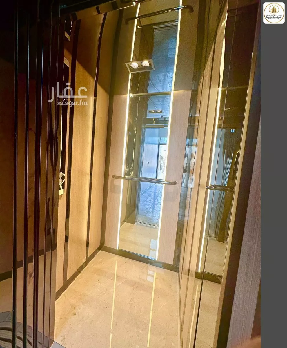 9 bedroom apartment in Al Narjis 6
