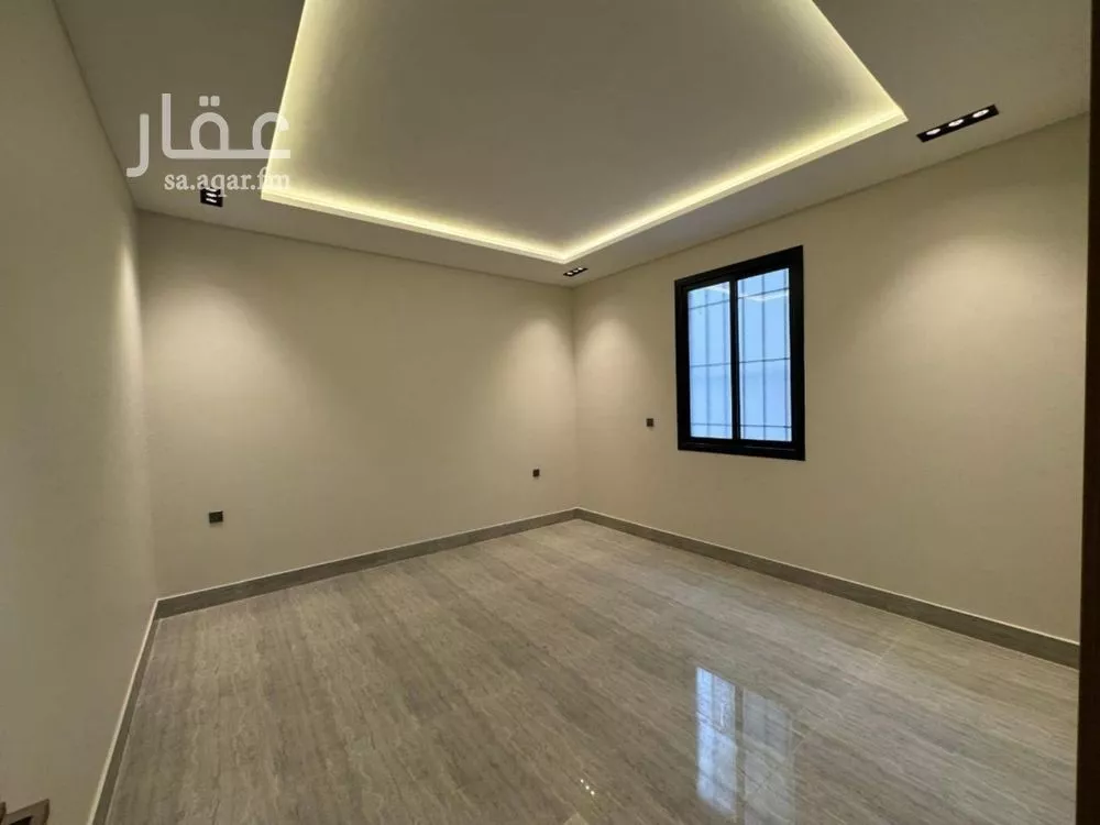 شقة 4 غرف في الرمال 20