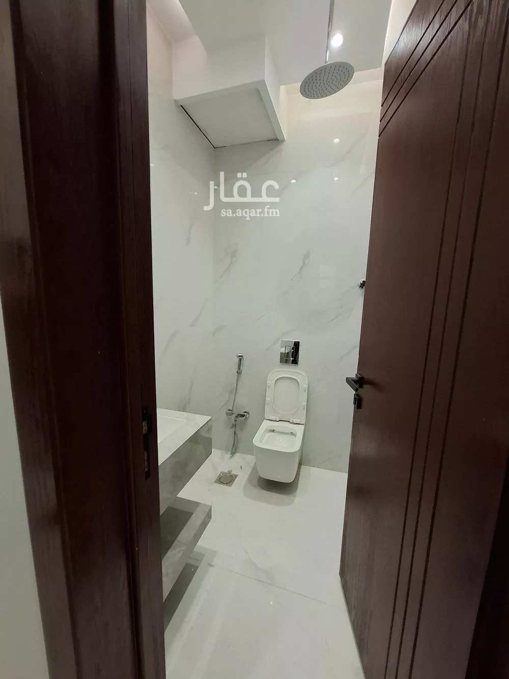 شقة 4 غرف في المروة 9