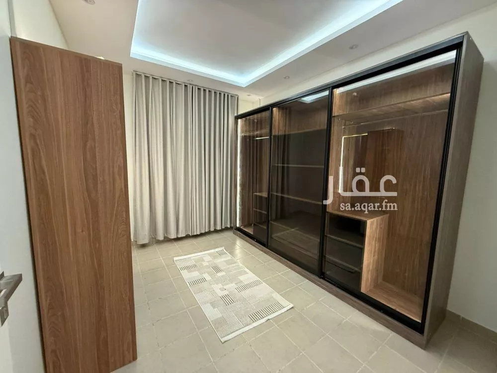 4 bedroom apartment in Dhahrat Laban 6