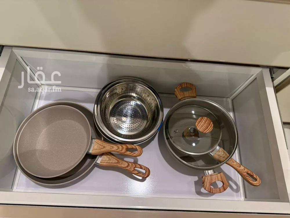 4 bedroom apartment in Dhahrat Laban 8