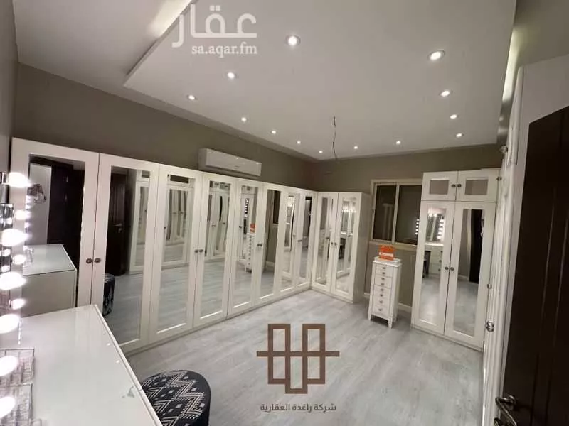 5 bedroom apartment in Dhahrat Al Badiah 13