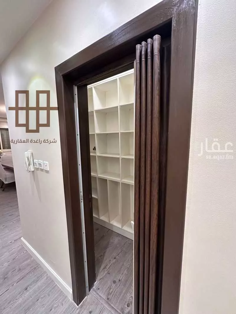5 bedroom apartment in Dhahrat Al Badiah 7