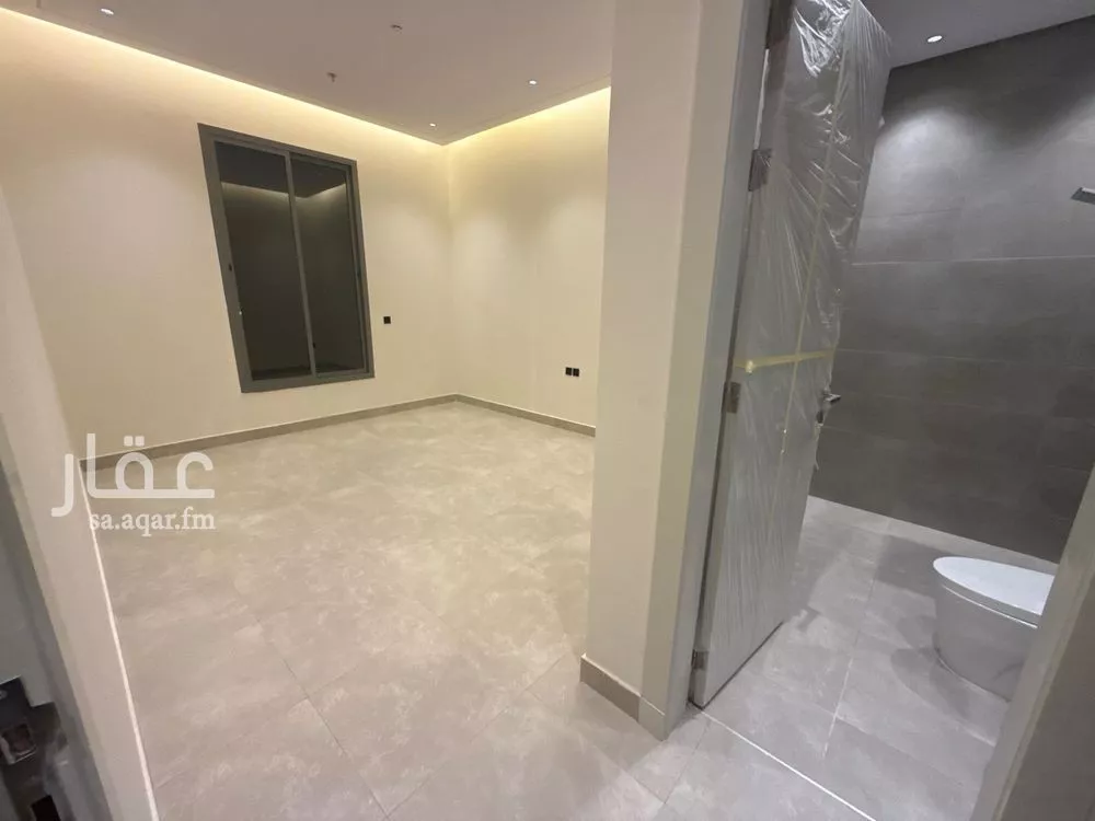 4 bedroom apartment in Al Yarmouk 7