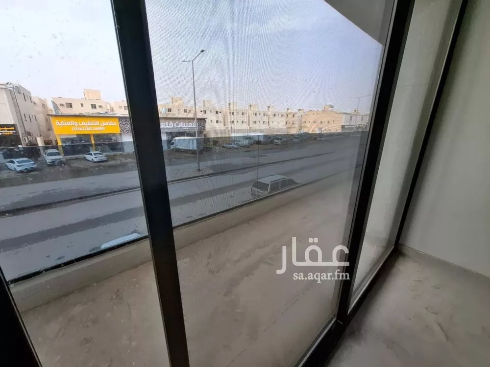 شقة 4 غرف في الرمال 12