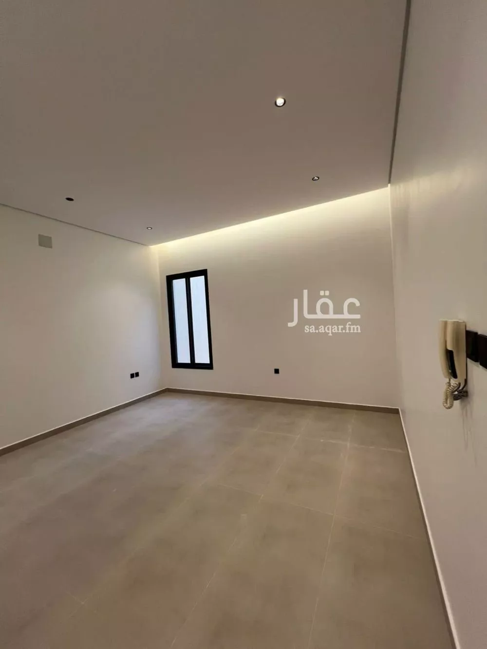4 bedroom apartment in Al Hazm 5