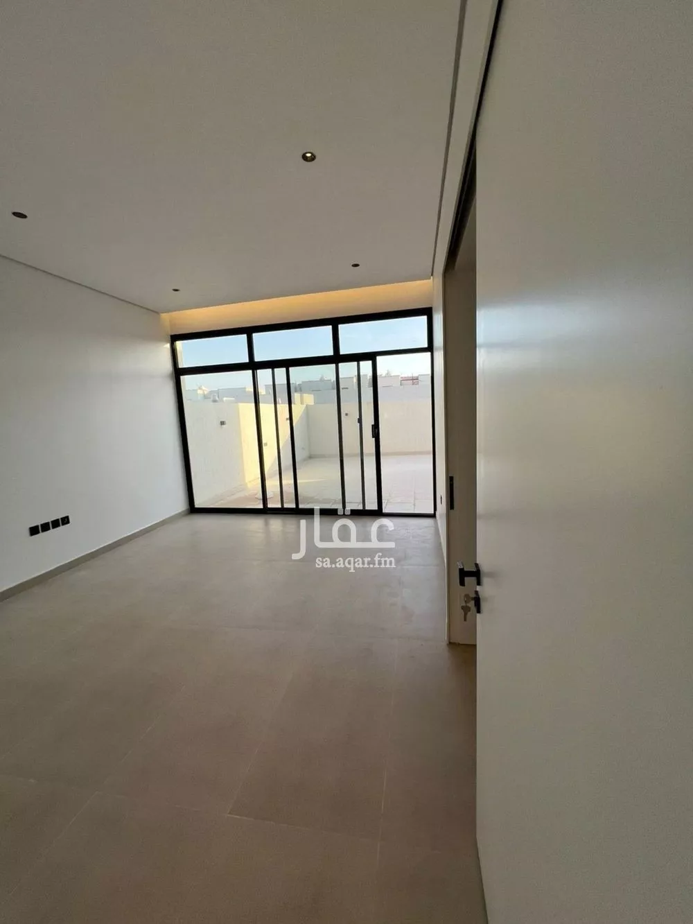 4 bedroom apartment in Al Hazm 9