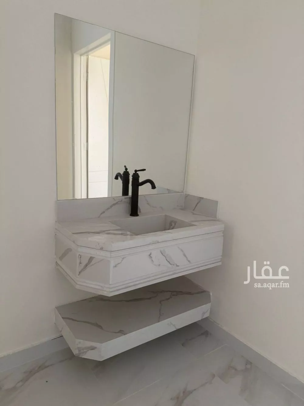 4 bedroom apartment in Al Zahrah 4