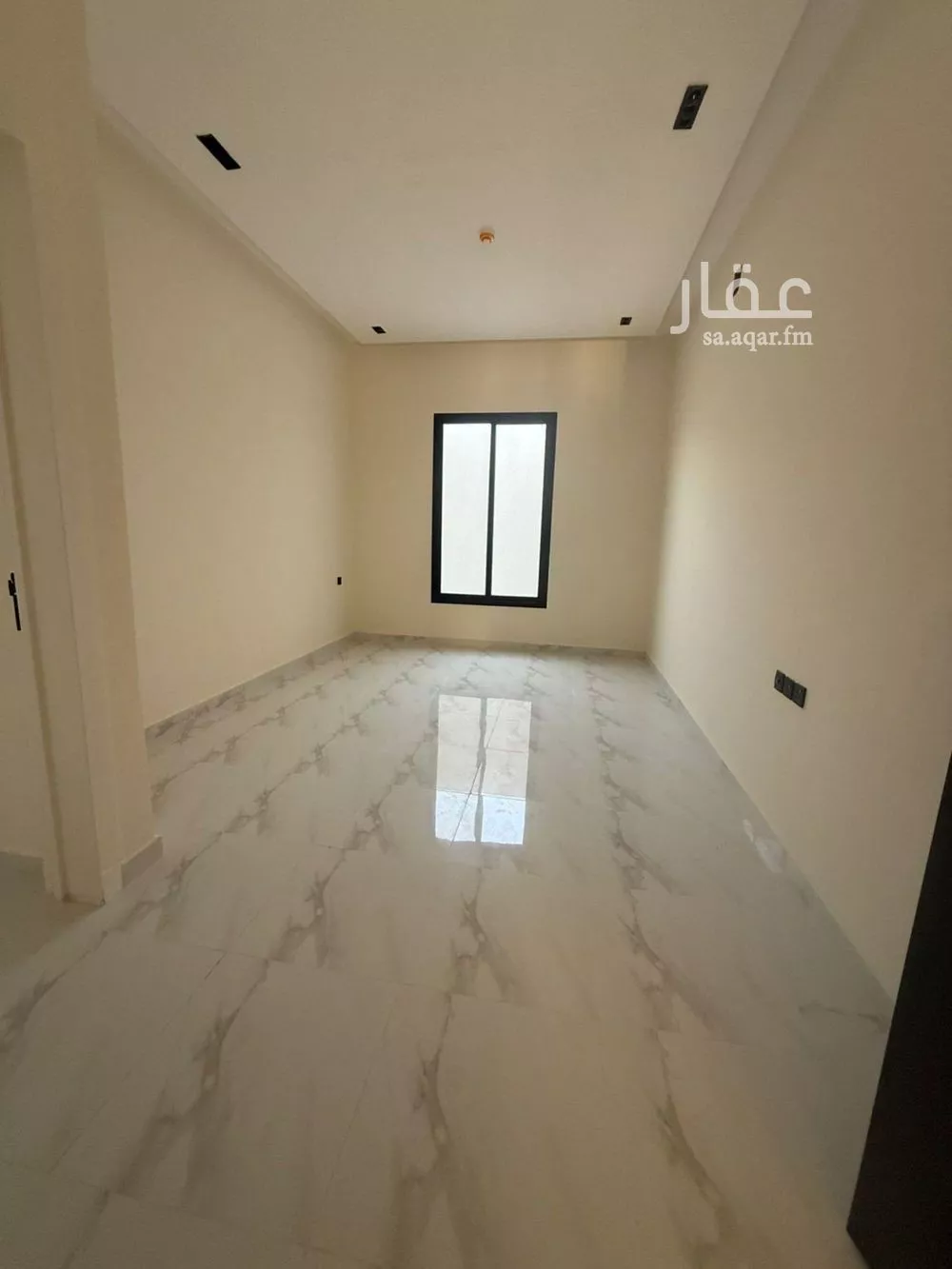 4 bedroom apartment in Al Zahrah 7