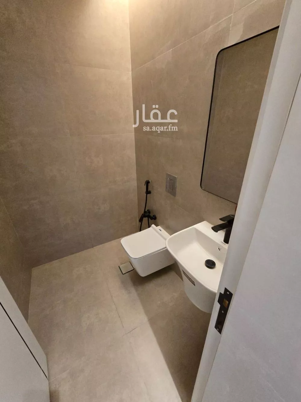 شقة 3 غرف في النرجس 7